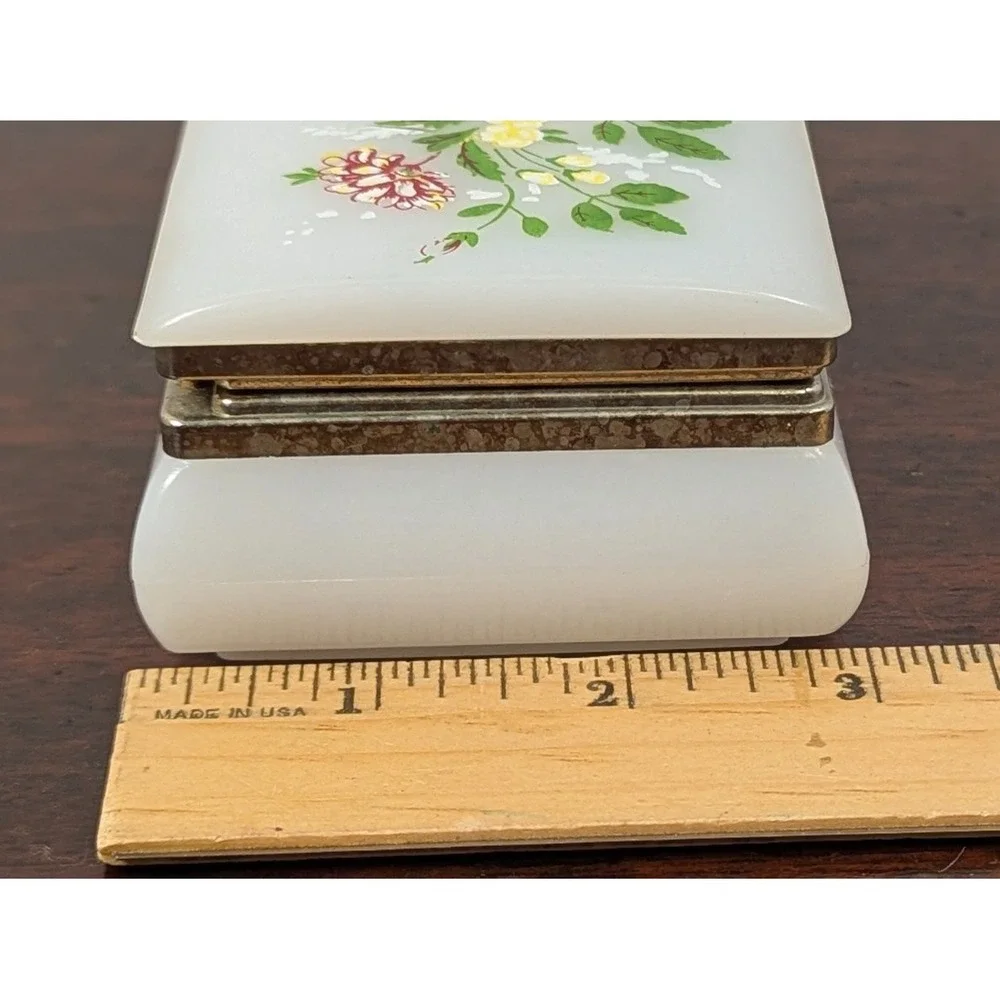 Vintage White Floral Trinket Jewelry Box Hinged Metal Trim Hong Kong 5in